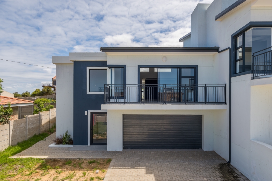 To Let 3 Bedroom Property for Rent in Dana Bay Western Cape